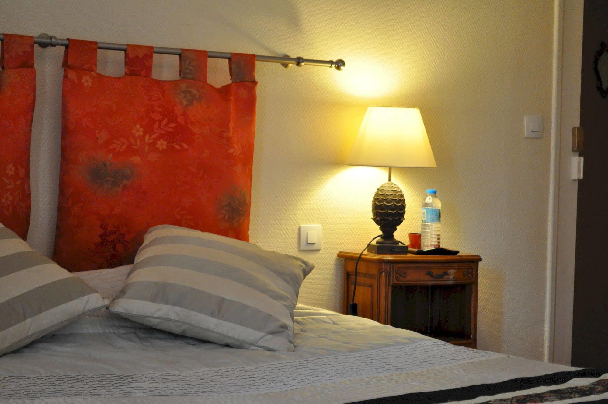 Le Chateau Des Ormes Bed and Breakfast Lambersart Exterior foto